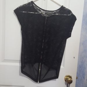Lace front mesh back high-low shirt